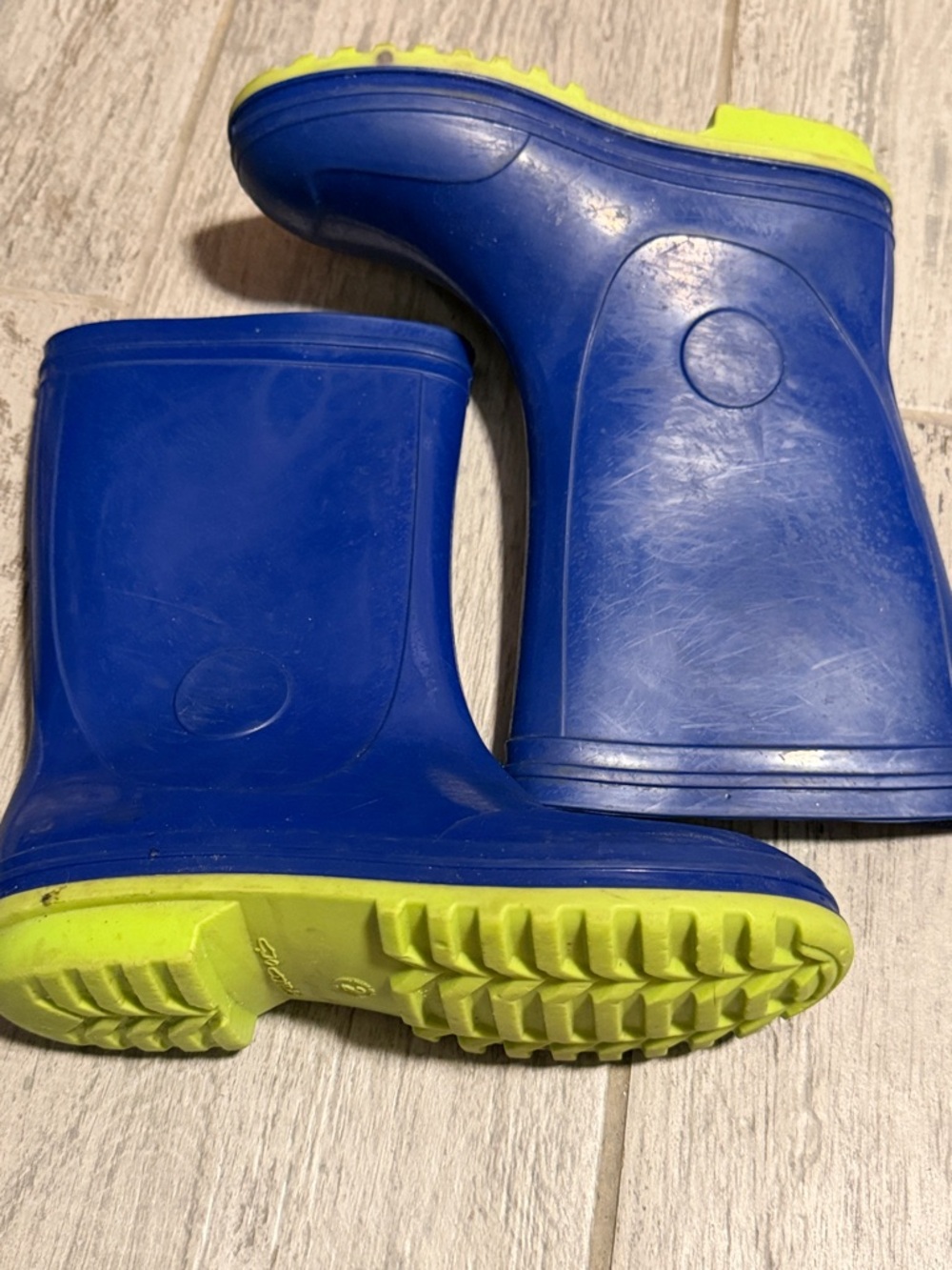 Kids Blue and Neon Green Rain Boots Boys Size 2